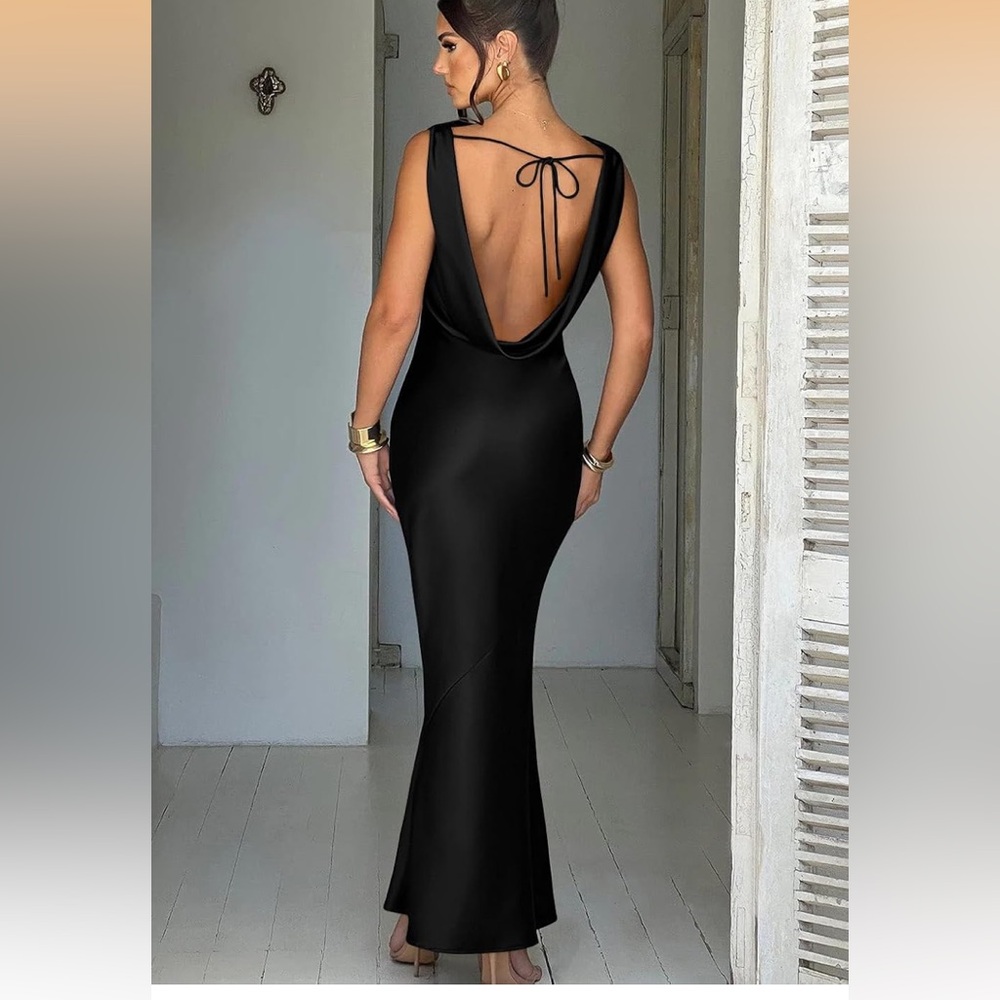 Elegant Backless Black Evening Gown